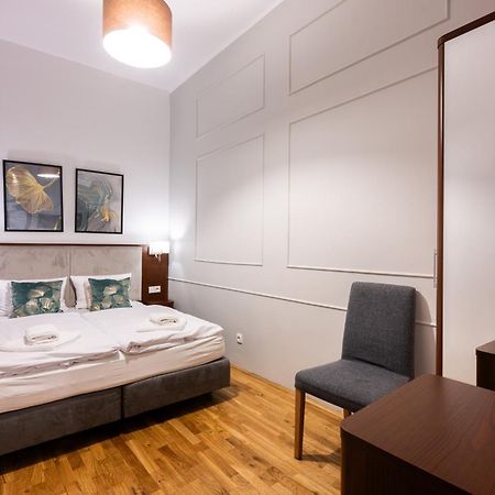 On/Set Aparthotel Cracovia Esterno foto