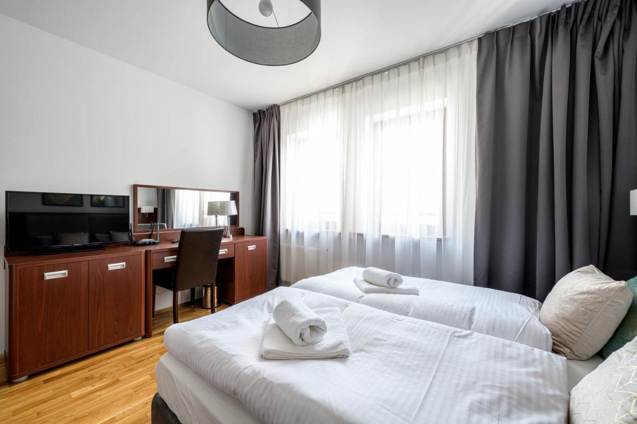 On/Set Aparthotel Cracovia Esterno foto