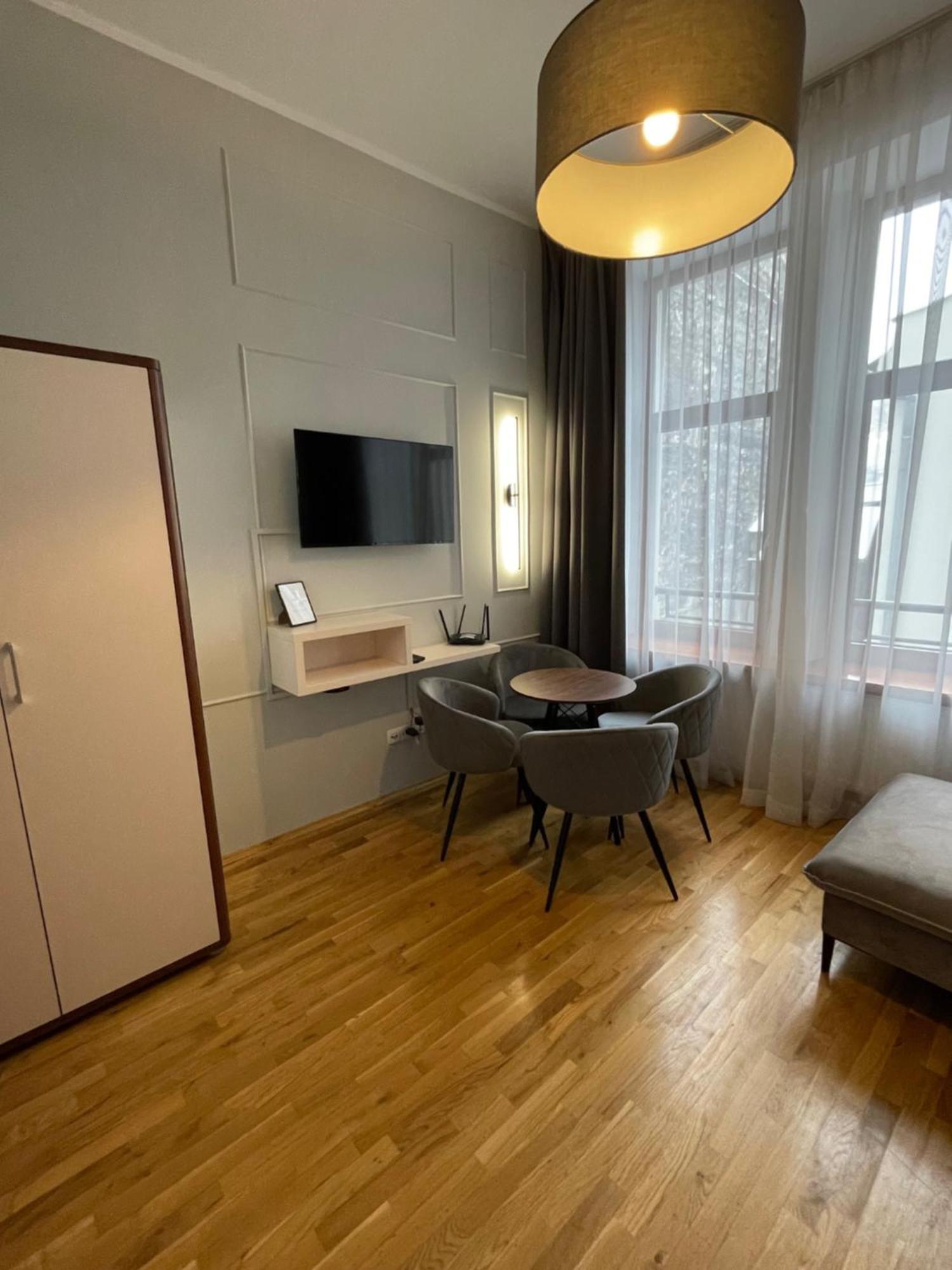 On/Set Aparthotel Cracovia Esterno foto