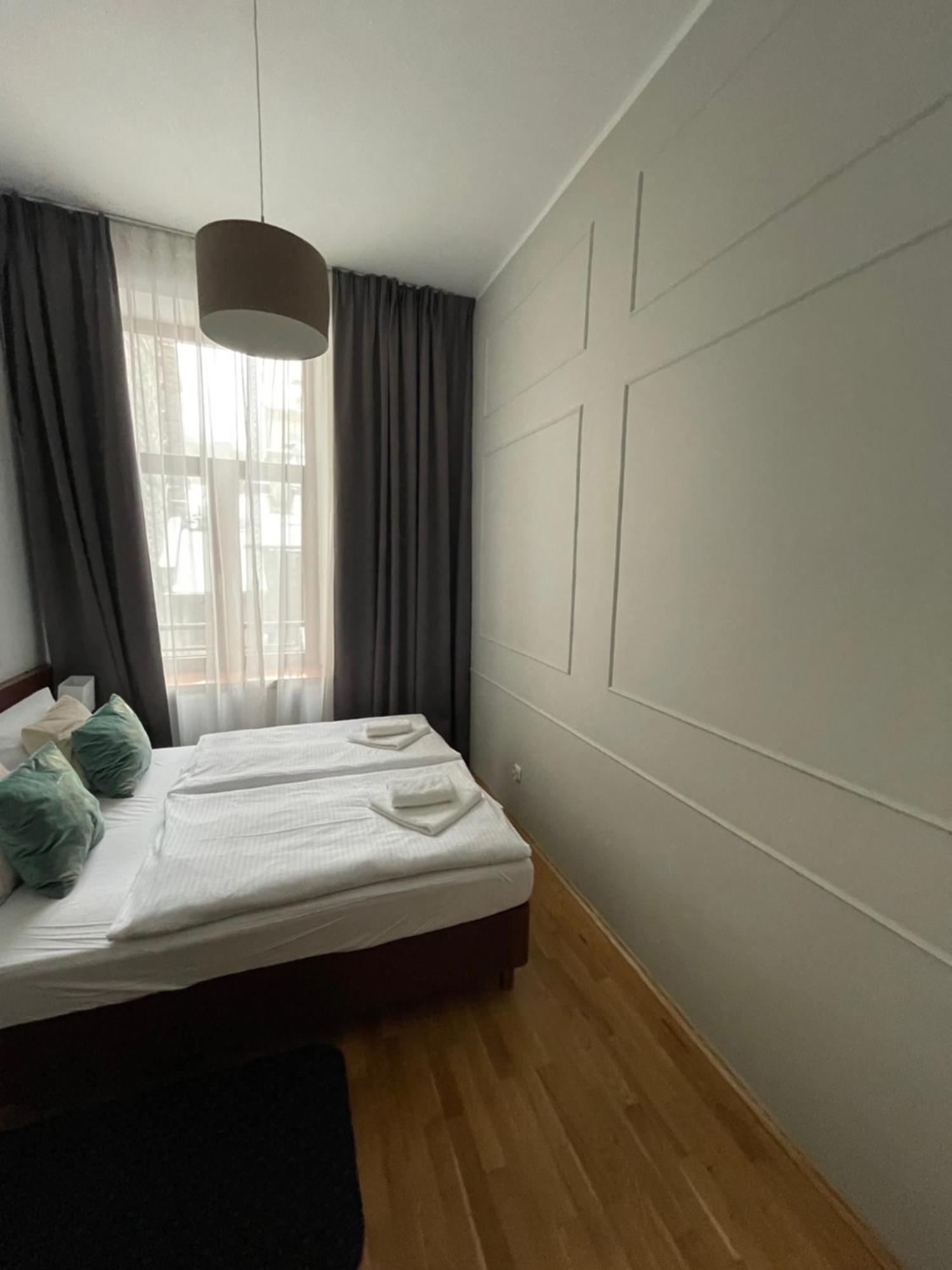On/Set Aparthotel Cracovia Esterno foto