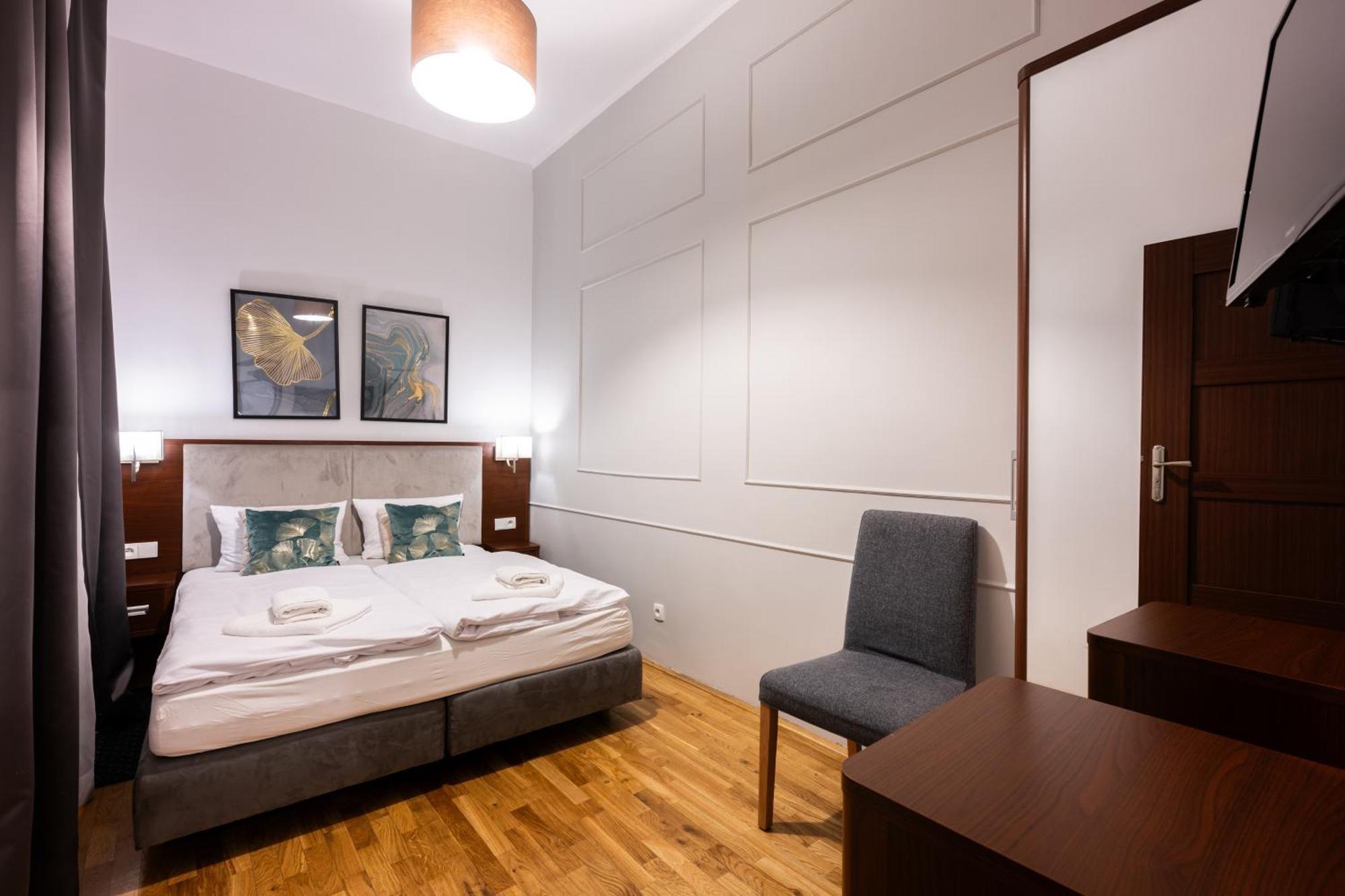 On/Set Aparthotel Cracovia Esterno foto