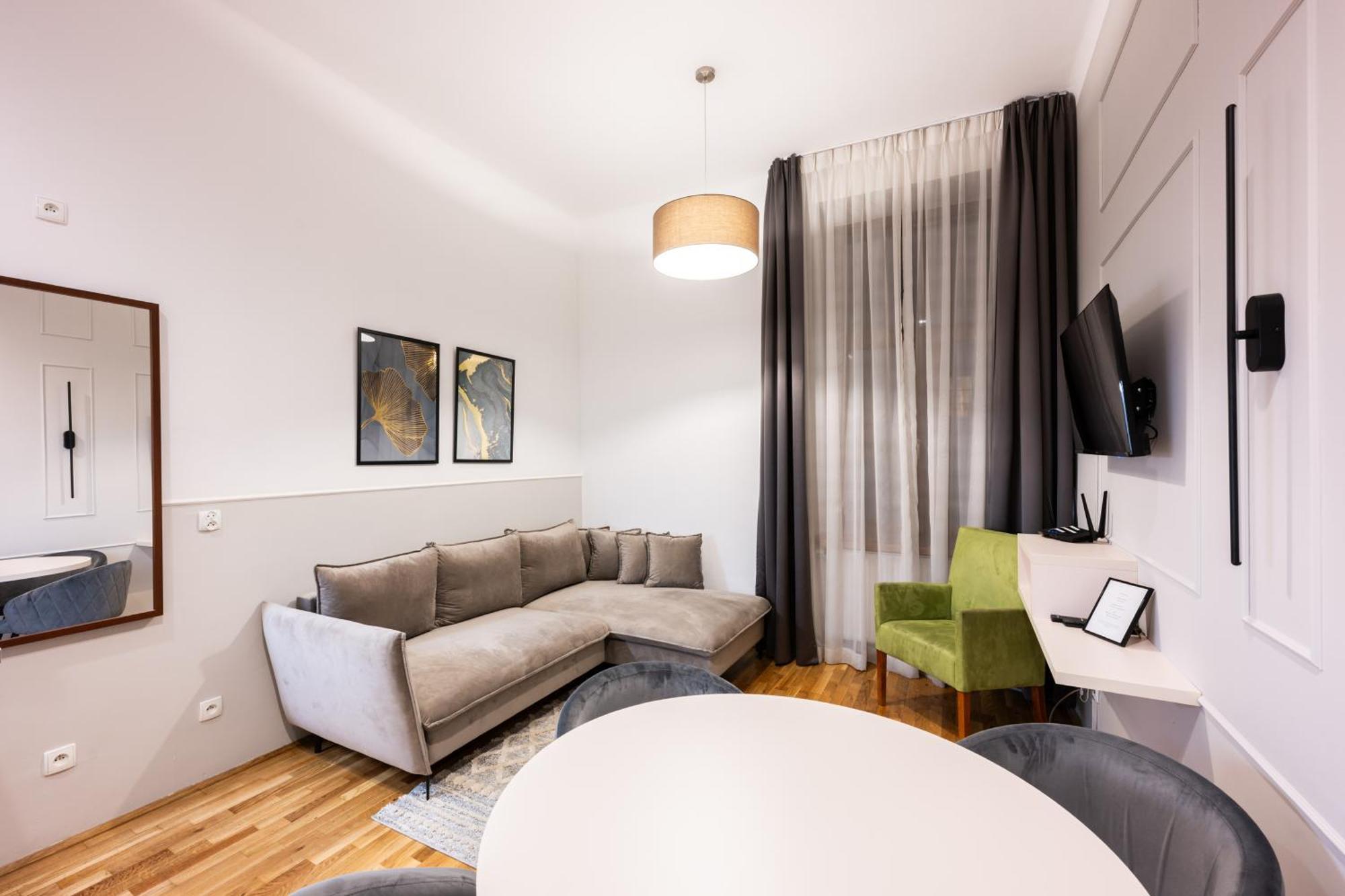 On/Set Aparthotel Cracovia Esterno foto