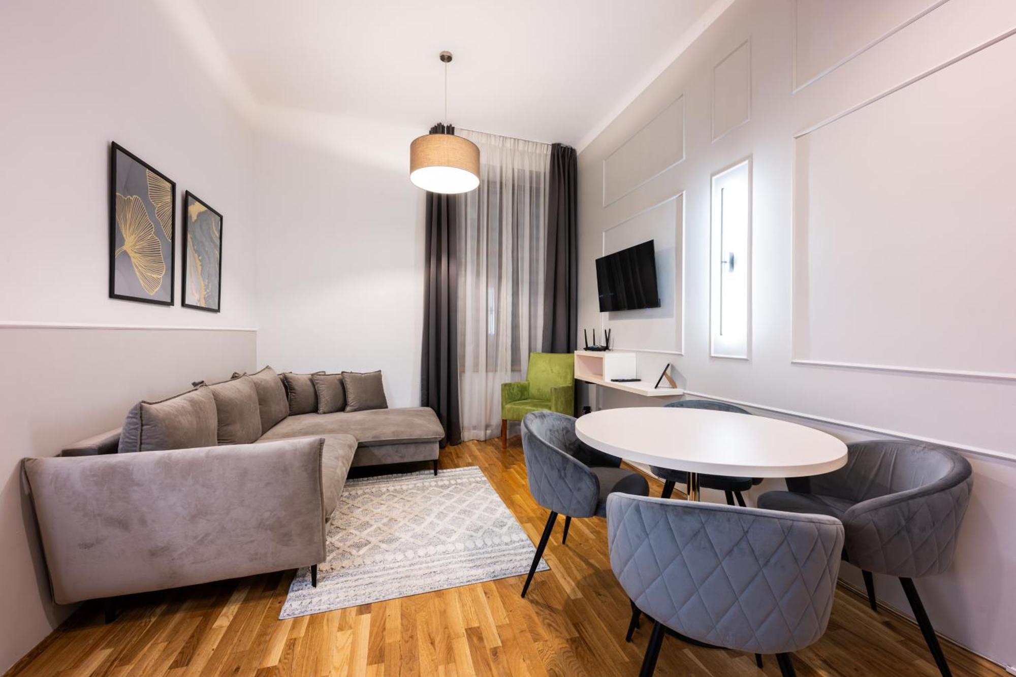 On/Set Aparthotel Cracovia Esterno foto